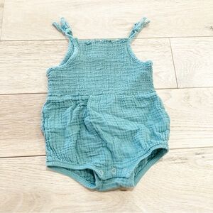 Girls green muslin romper outfit